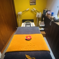 I just had the best massage of my life here!