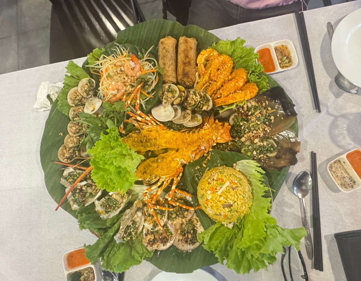 호이안 힐링 하루 코스 추천 (골프 – 올드타운 – 안방비치 – 마사지)